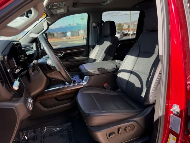 Used 2024 GMC Sierra 2500 SLT w/ SLT Premium Package image 26