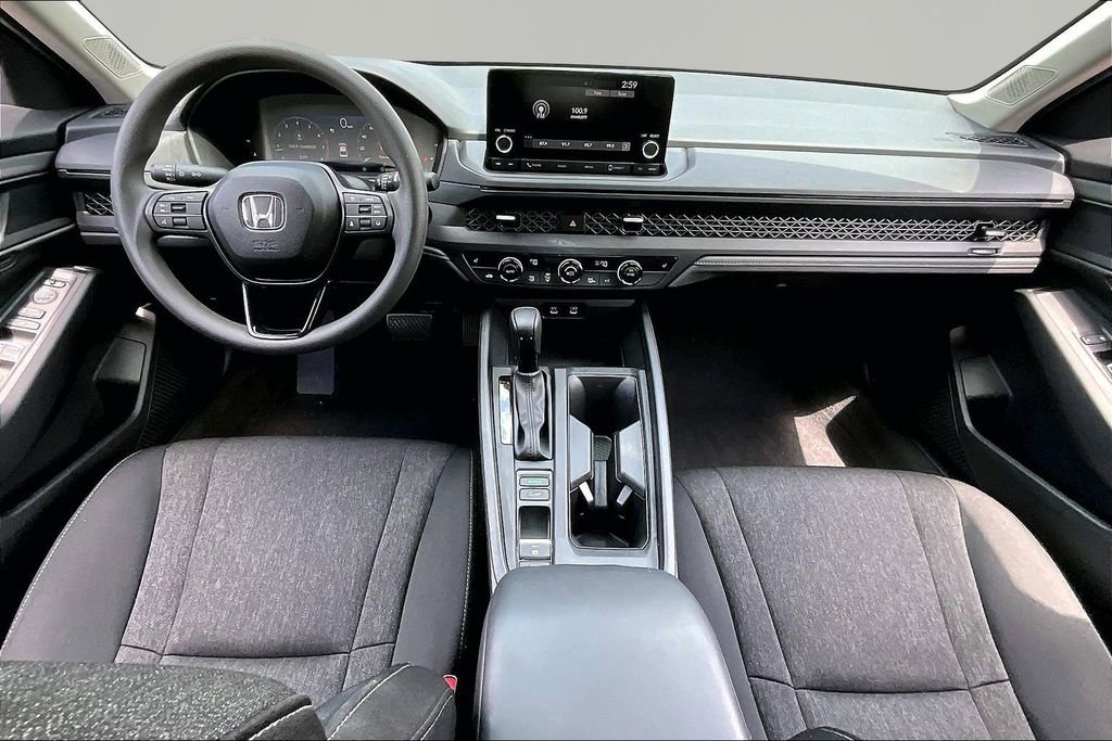 Used 2025 Honda Accord SE image 8