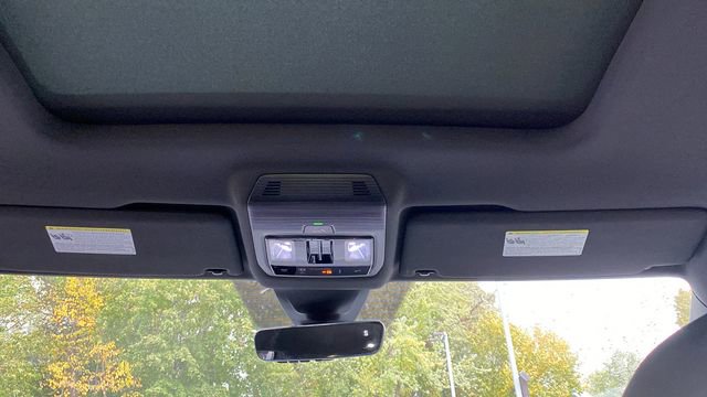 New 2026 Volkswagen Atlas Cross Sport SE image 24