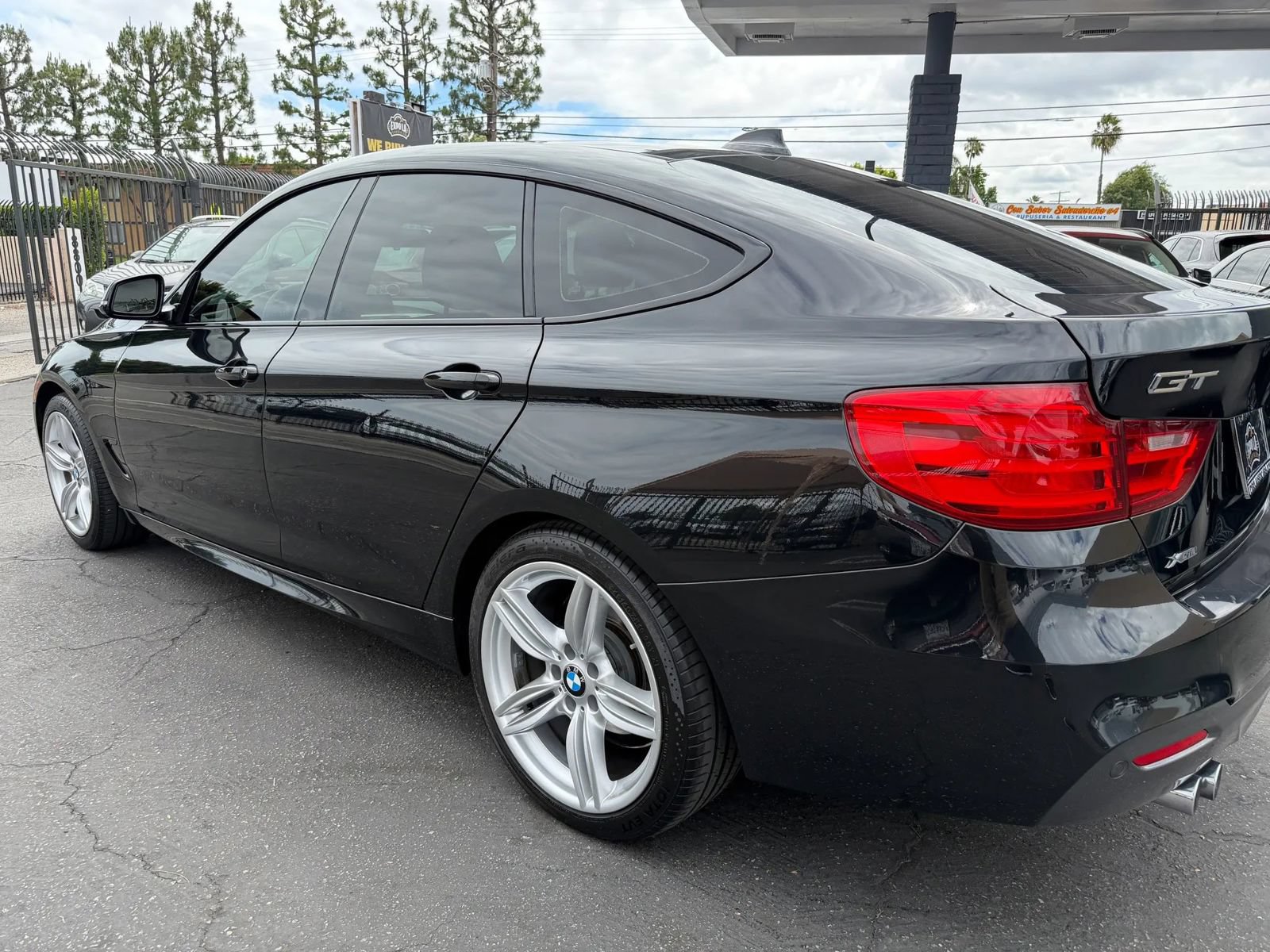 Used 2015 BMW 328i Gran Turismo xDrive AWD/4WD image 24