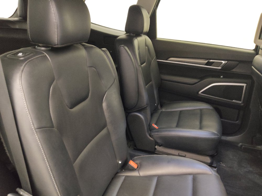 Used 2022 Kia Telluride S FWD image 19