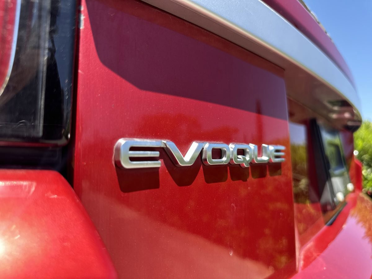 Used 2016 Land Rover Range Rover Evoque HSE image 10