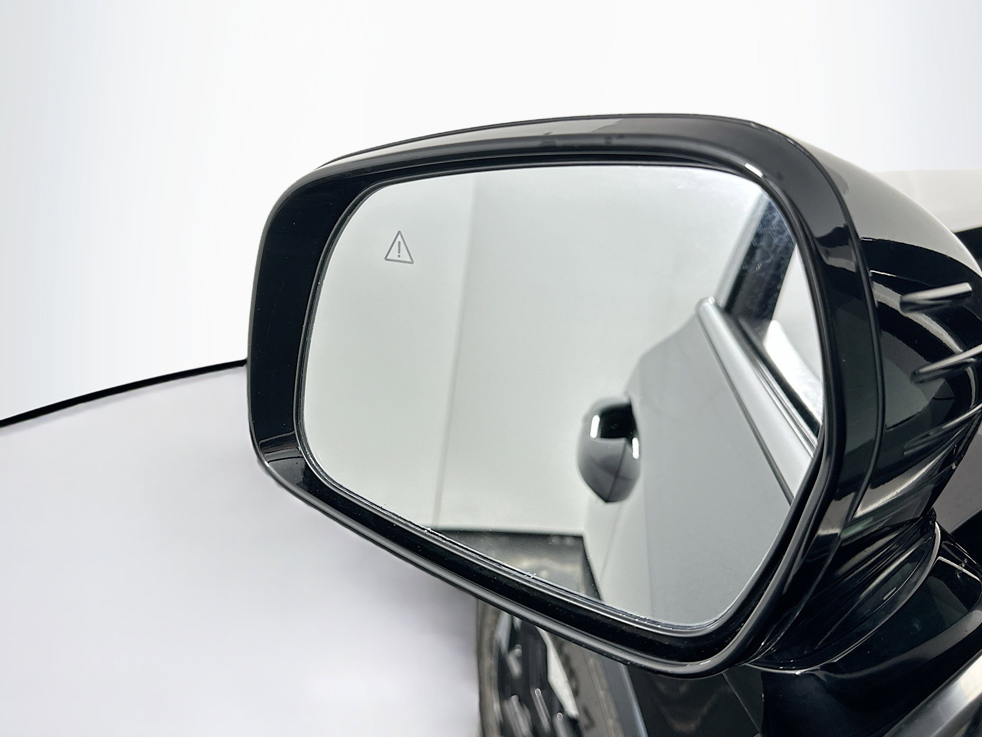 Used 2024 Kia Sorento S image 16