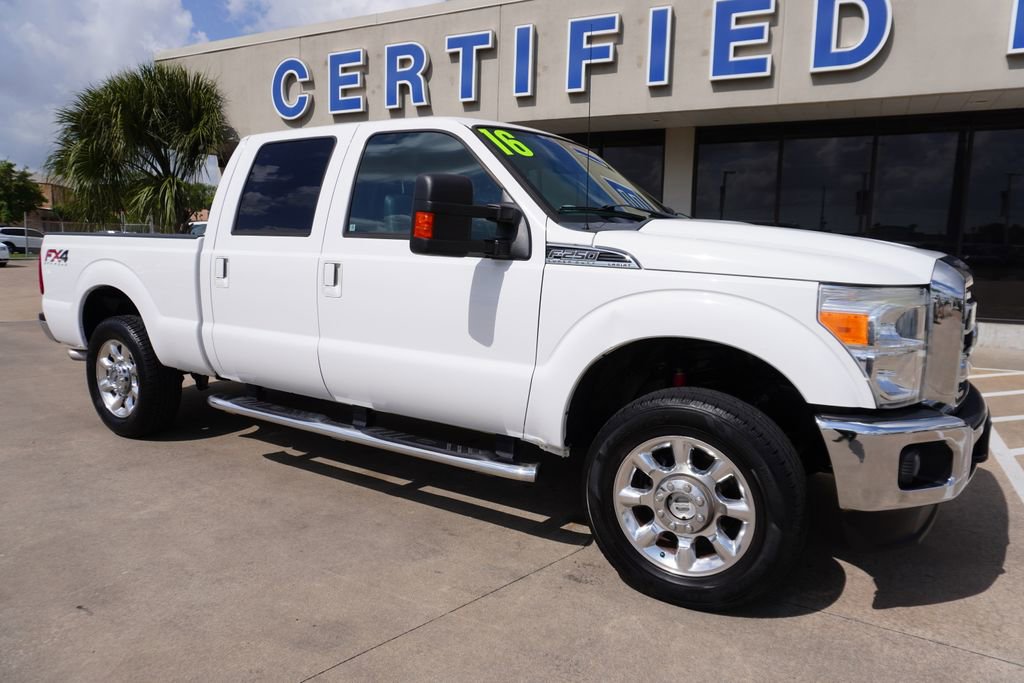 Used 2016 Ford F250 Lariat w/ Lariat Interior Package image 1