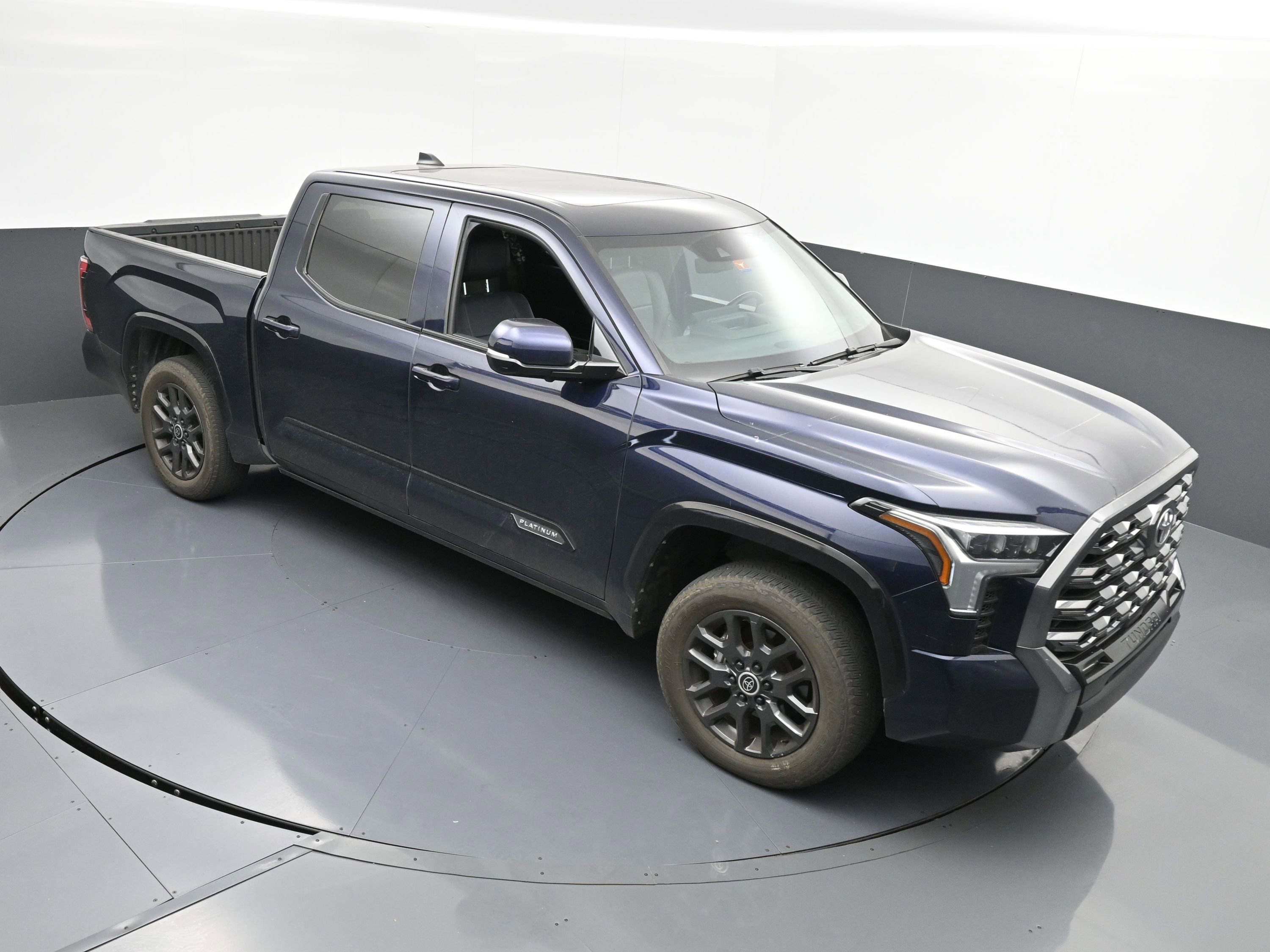 Used 2024 Toyota Tundra Platinum image 28