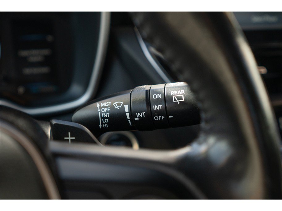 Used 2019 Toyota Corolla SE w/ SE Option Package FWD image 18