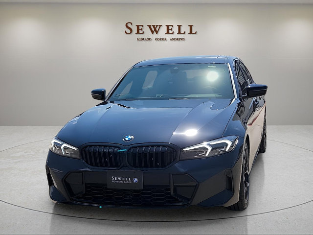New 2026 BMW 330i Sedan w/ M Sport Package