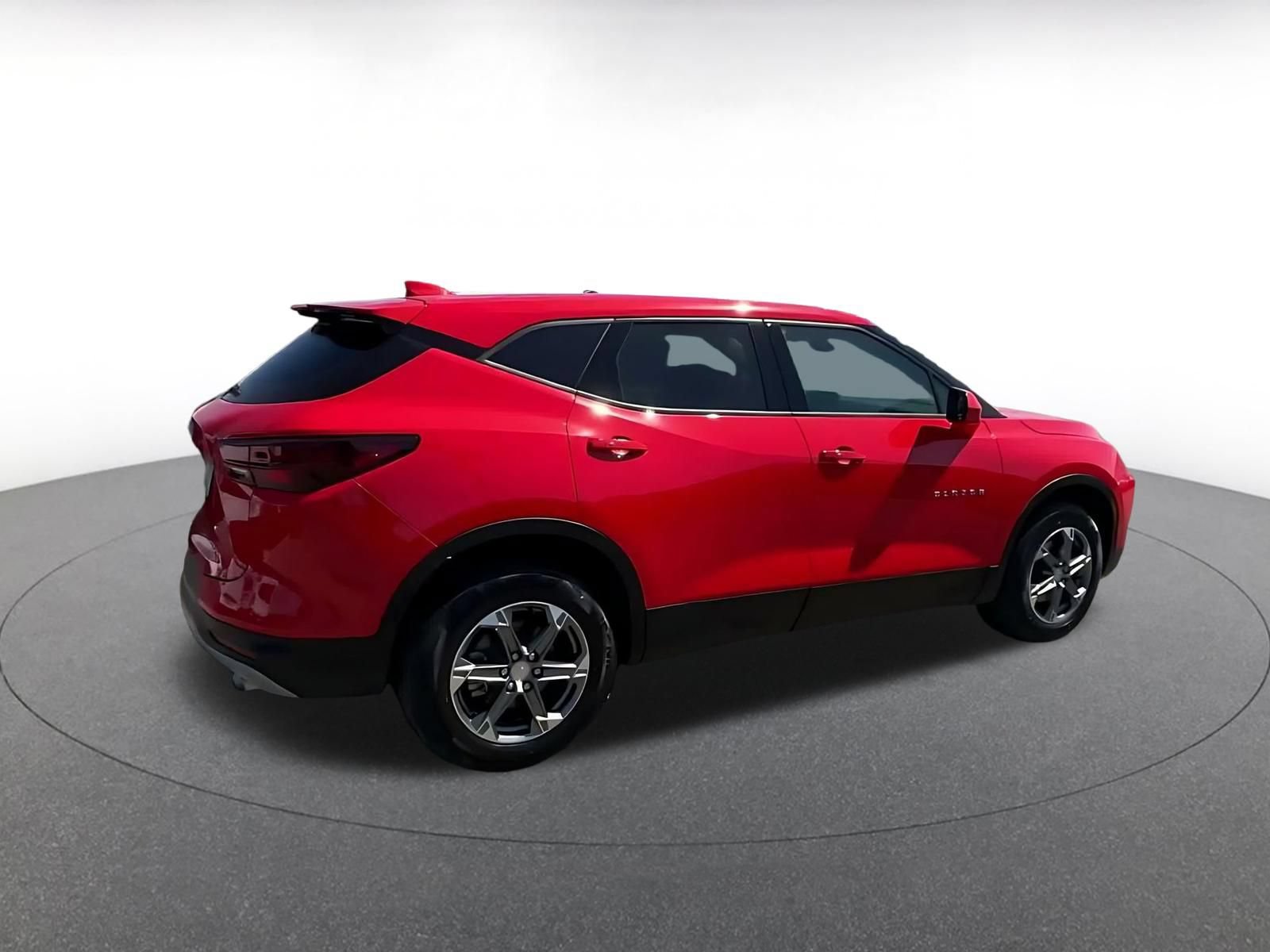 Used 2026 Chevrolet Blazer LT FWD image 14