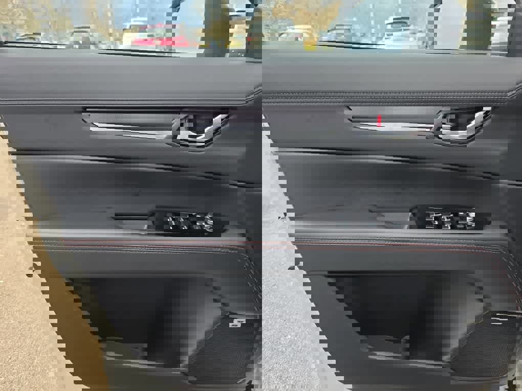 Used 2025 MAZDA CX-5 Carbon Edition image 15