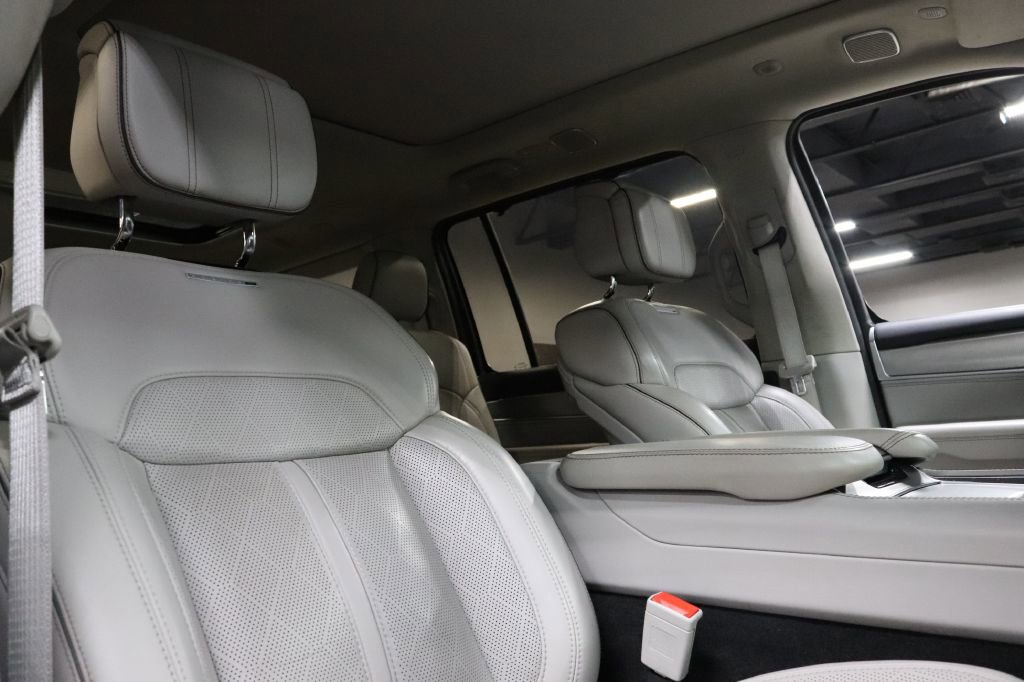 Used 2023 Jeep Grand Wagoneer Series II w/ Premium Group II image 31