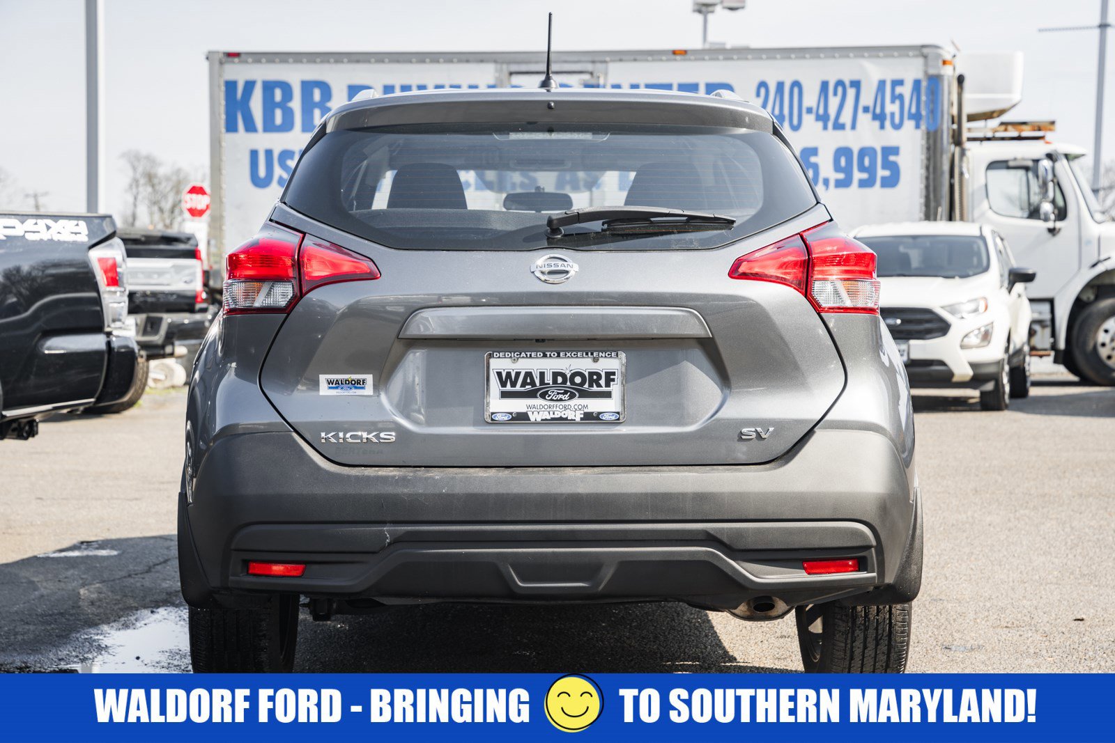 Used 2019 Nissan Kicks SV image 5