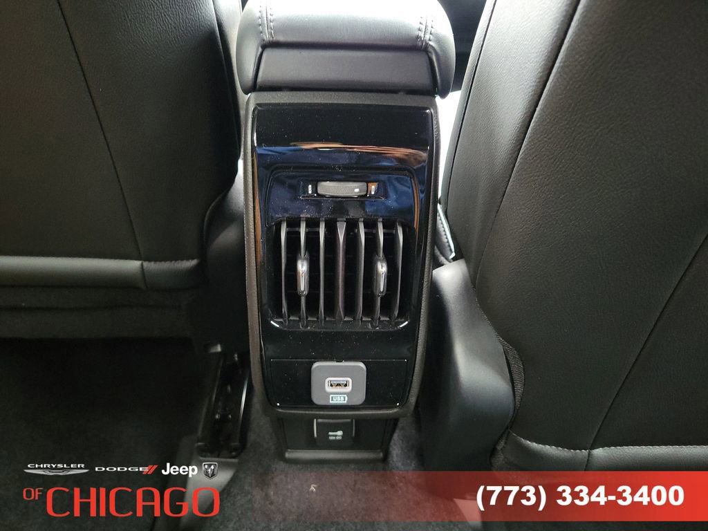 New 2026 Jeep Compass Latitude image 11