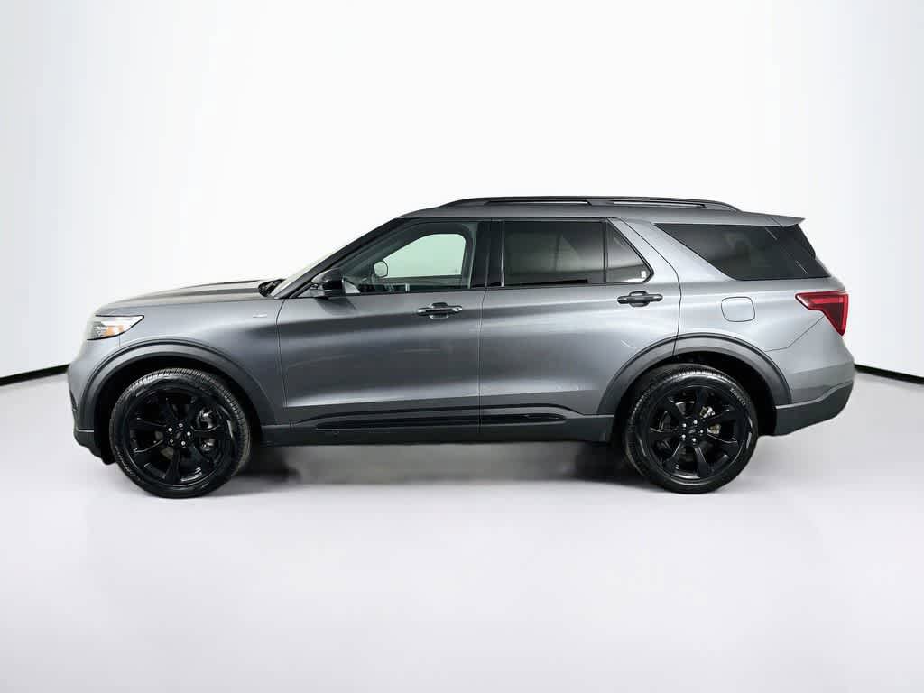 Used 2024 Ford Explorer ST-Line w/ Class IV Trailer Tow Package AWD/4WD image 3