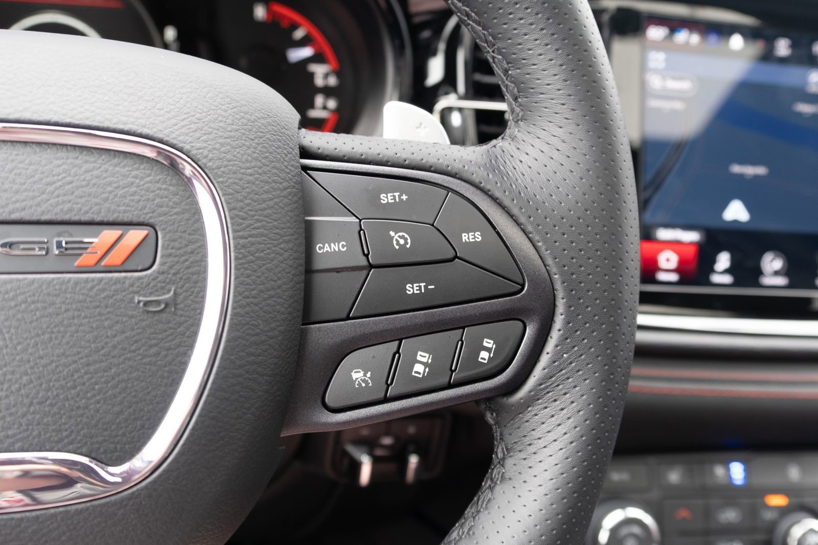 Used 2025 Dodge Durango R/T AWD/4WD image 8