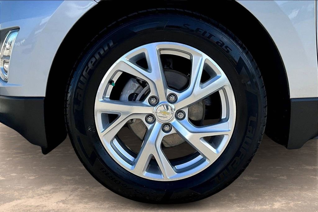Used 2021 Chevrolet Equinox LT image 36