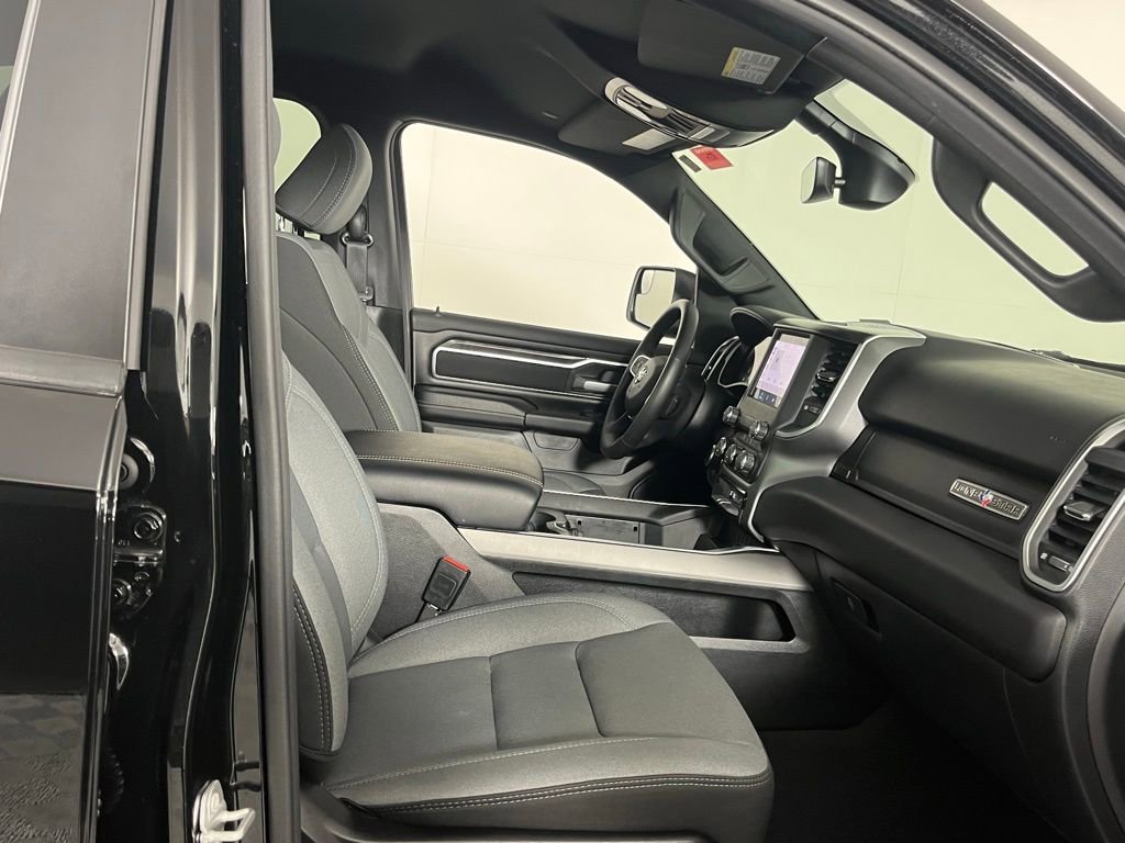Used 2024 RAM 1500 Lone Star image 26