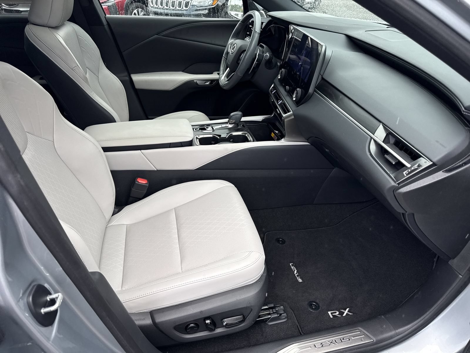 Used 2024 Lexus RX 350 Premium Plus w/ Convenience Package FWD image 35