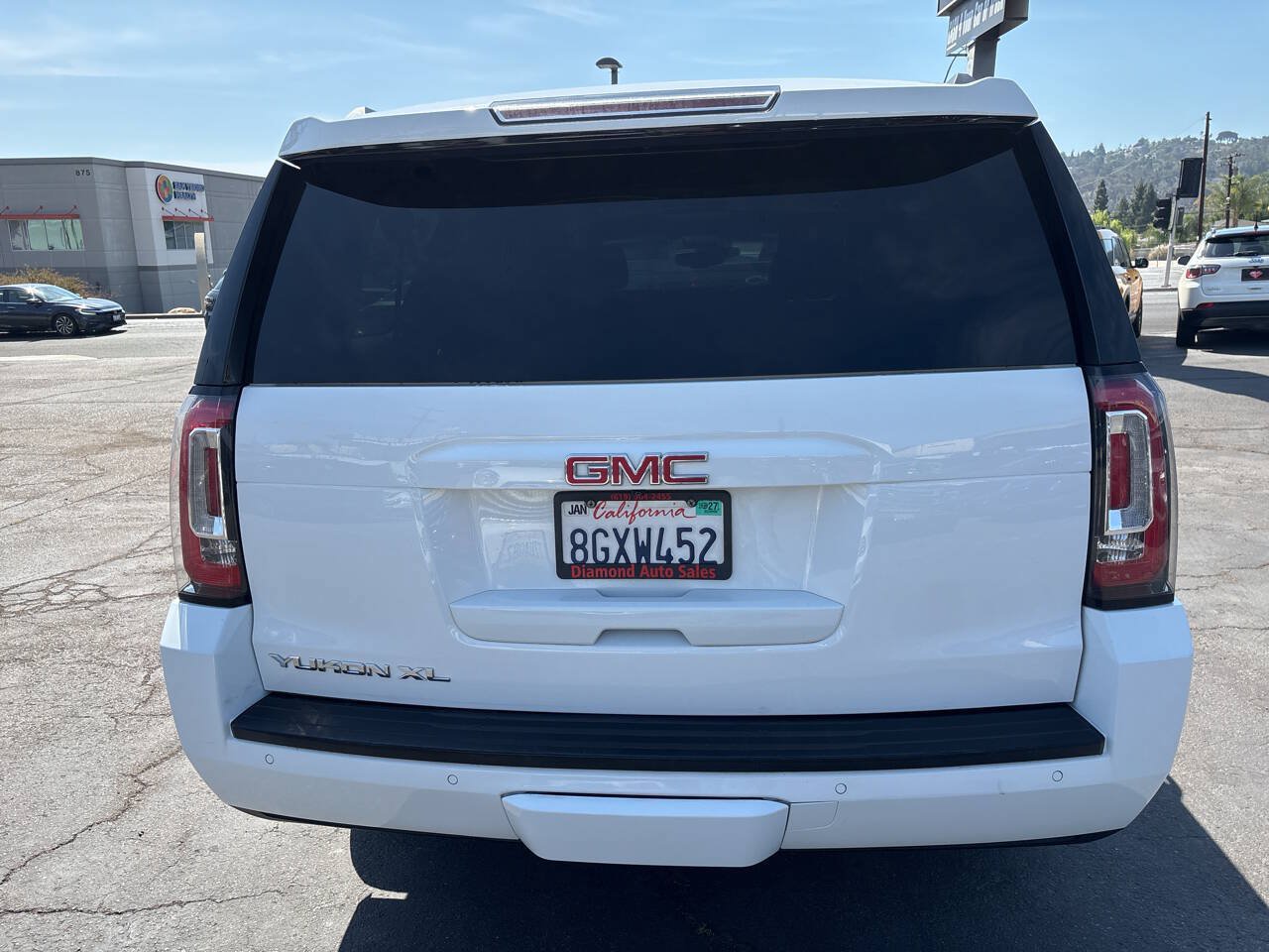 Used 2019 GMC Yukon XL SLT w/ HD Trailering Package RWD image 7