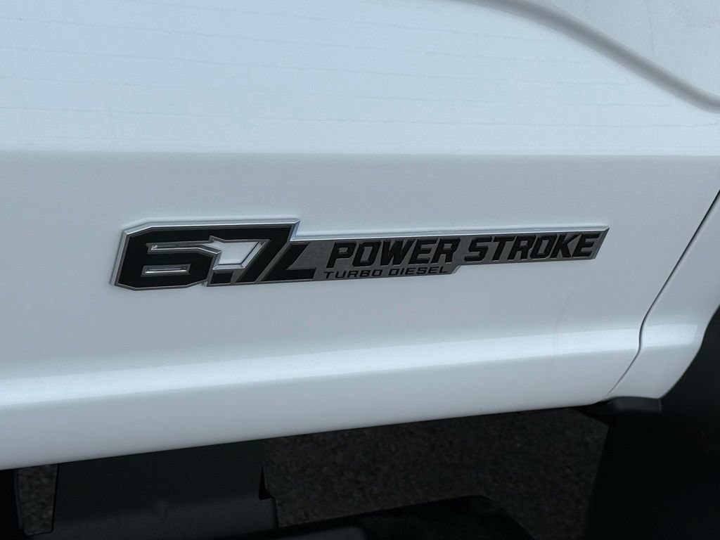 New 2026 Ford F550 4x4 Regular Cab Super Duty image 28