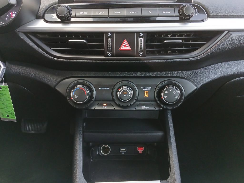 Used 2024 Kia Forte LXS image 36