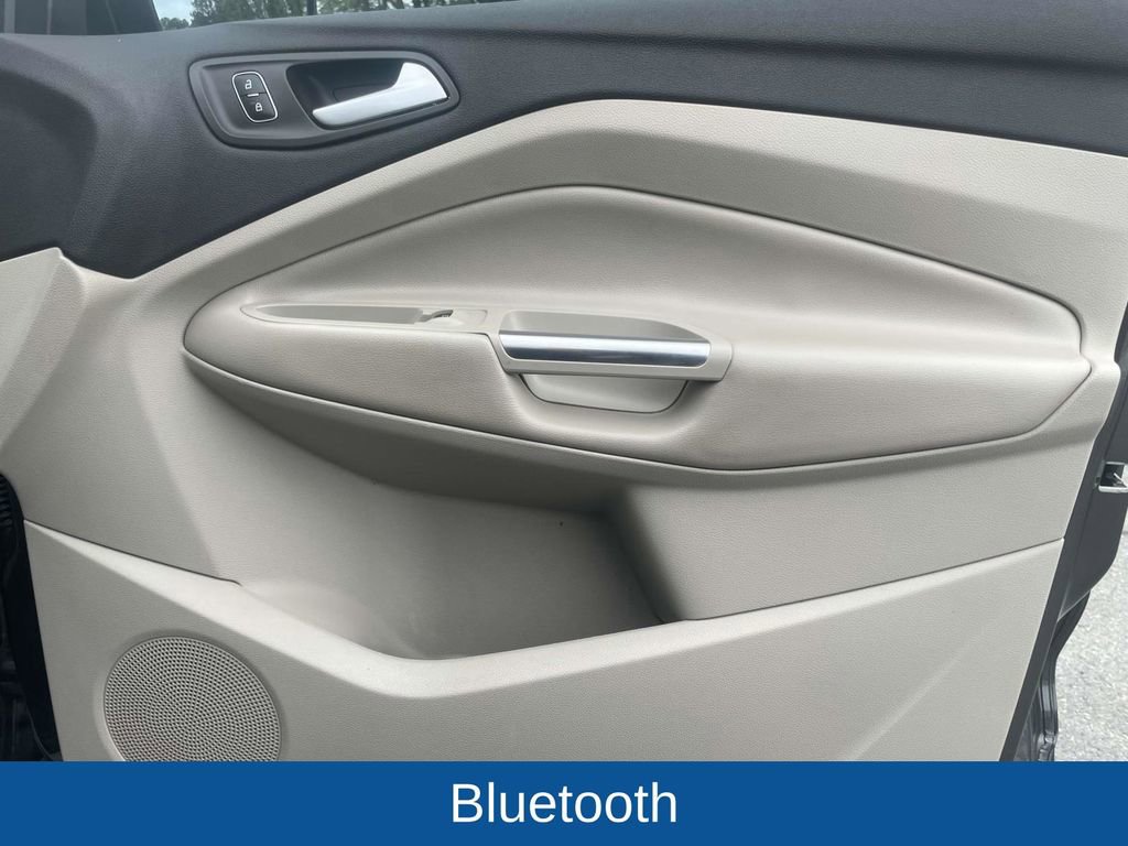 Used 2019 Ford Escape Titanium image 16