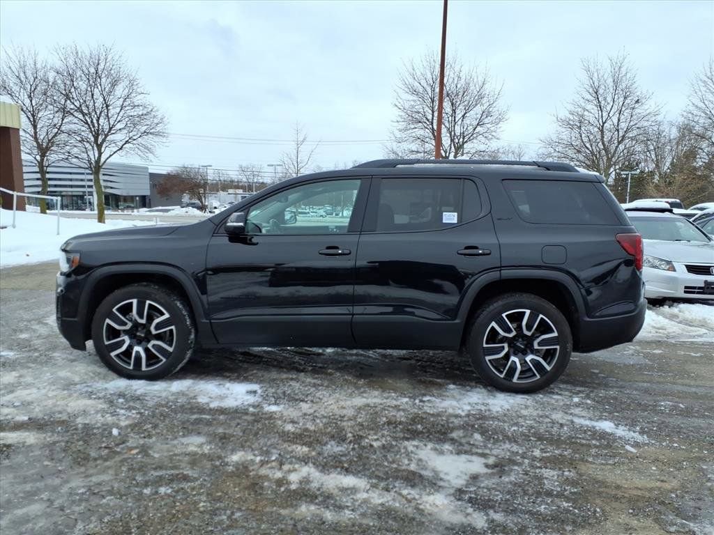 Used 2021 GMC Acadia SLT w/ Elevation Edition image 2