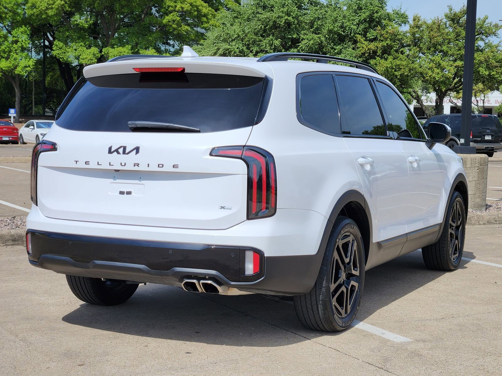 Used 2025 Kia Telluride EX X-Line image 6