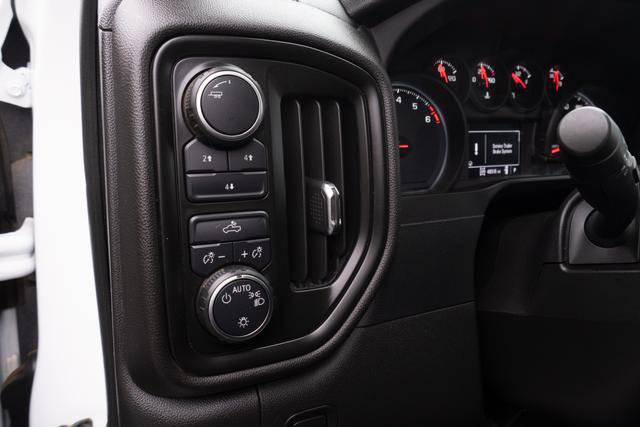 Used 2022 Chevrolet Silverado 1500 ZR2 w/ Technology Package image 18