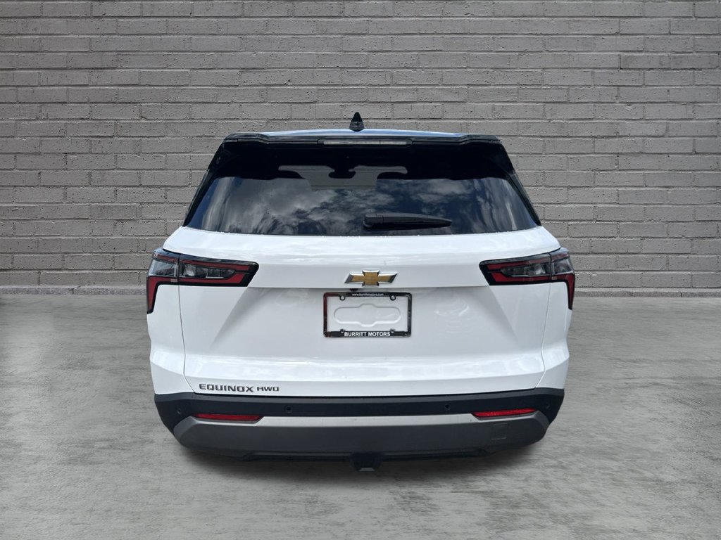 New 2027 Chevrolet Equinox LT w/ Convenience Package II AWD/4WD image 6