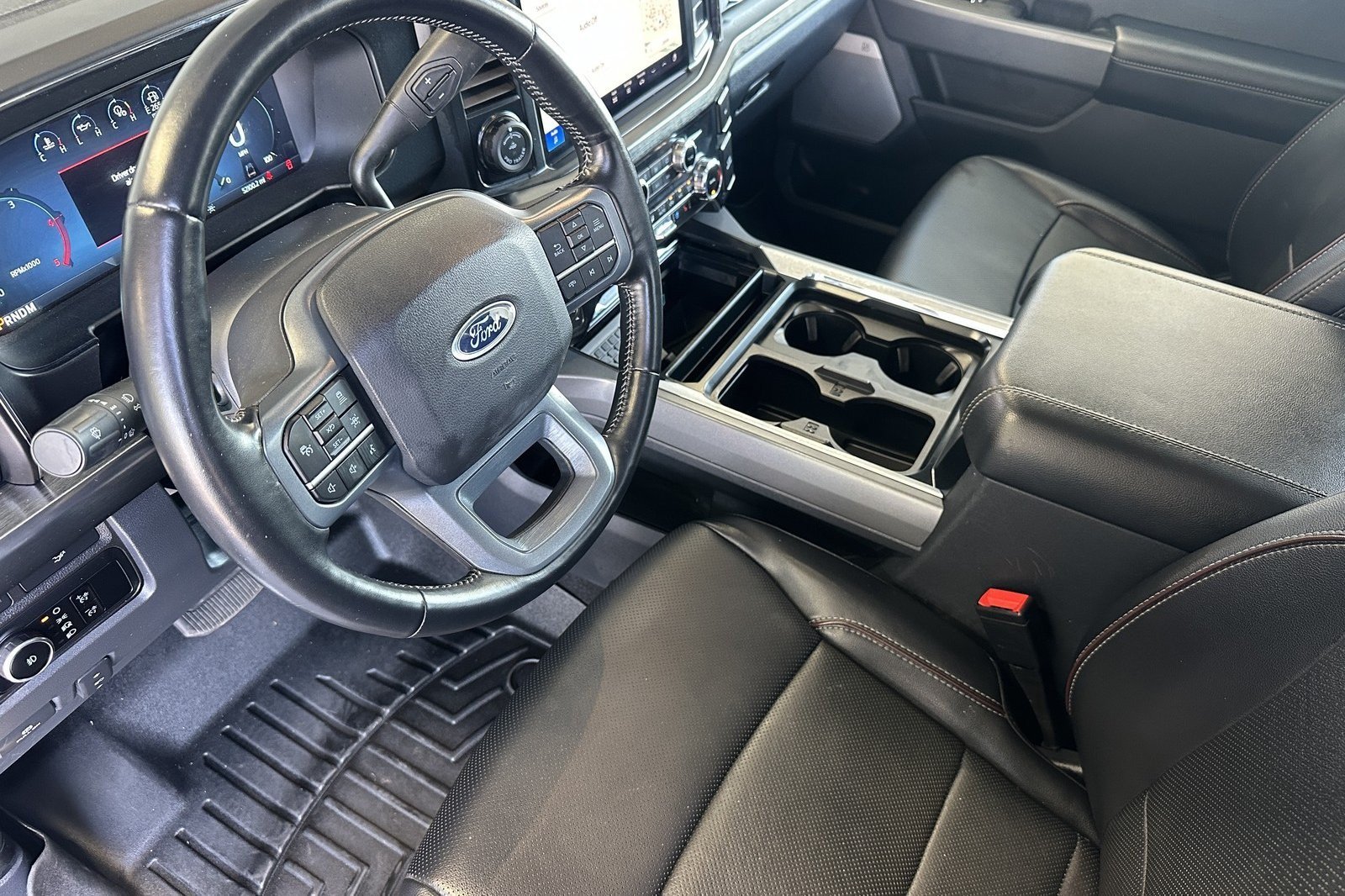 Used 2023 Ford F250 Lariat w/ Lariat Ultimate Package AWD/4WD image 9
