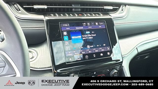 Used 2023 Jeep Grand Cherokee L Laredo AWD/4WD image 16