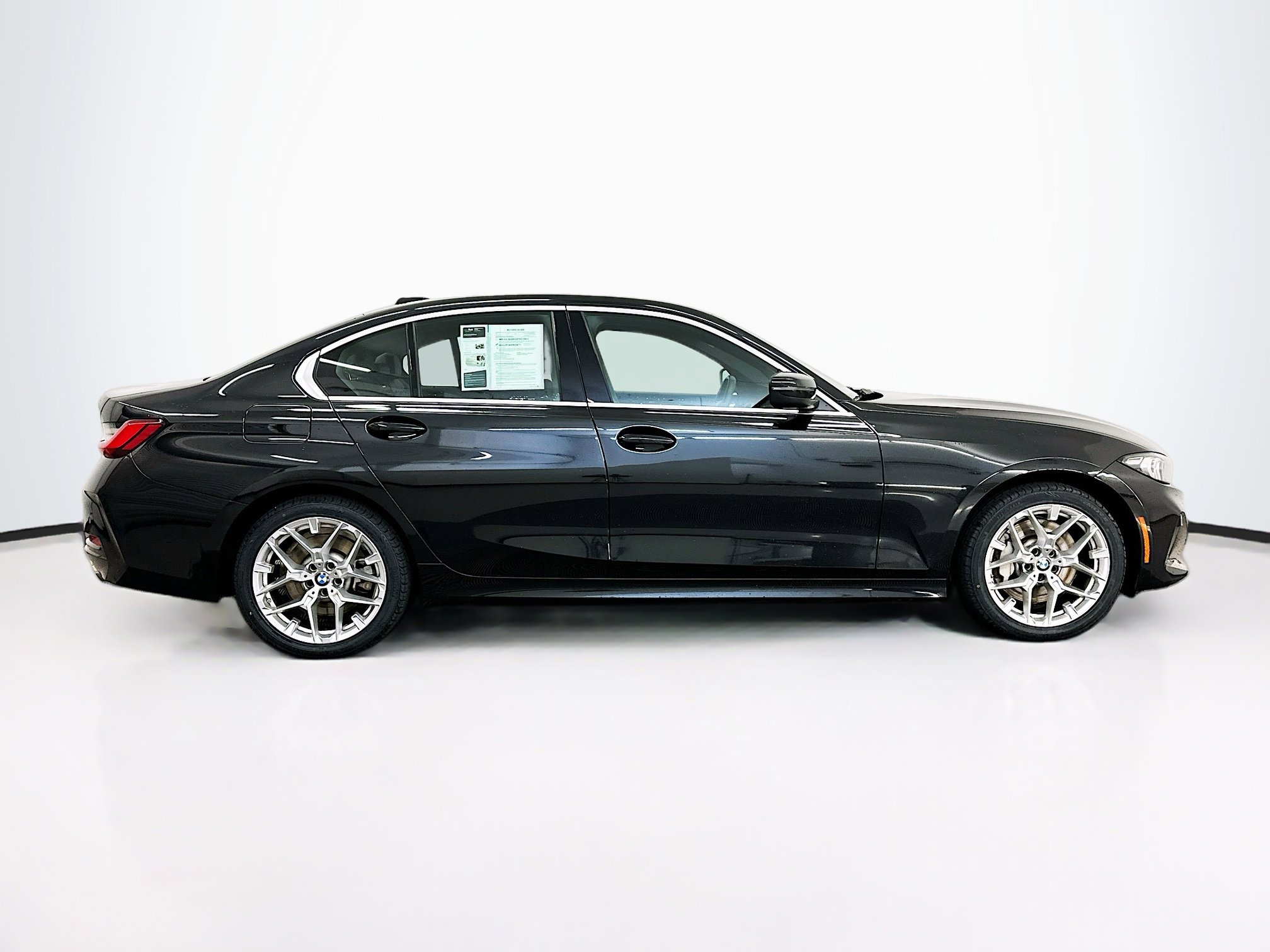 Used 2025 BMW 330i xDrive Sedan image 10