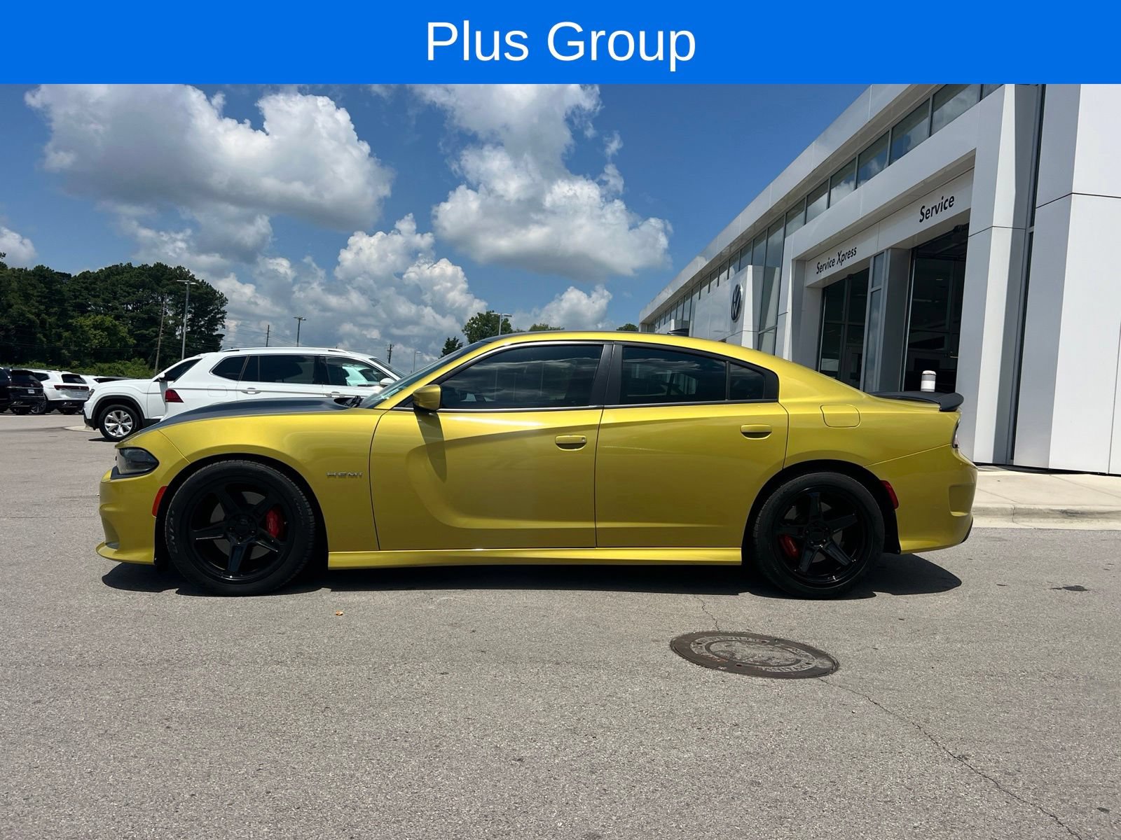 Used 2021 Dodge Charger R/T w/ Plus Group RWD image 4