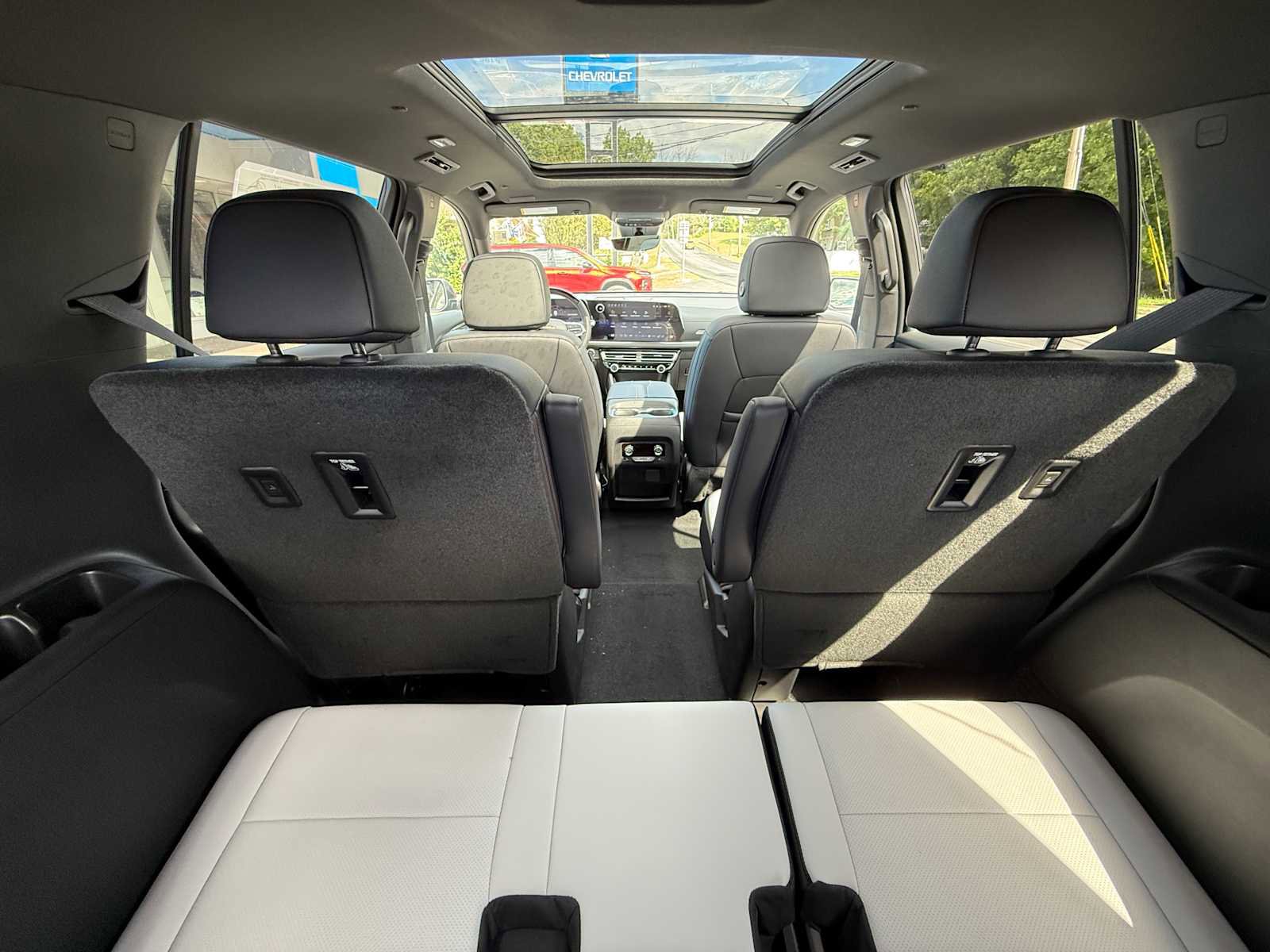 New 2026 Chevrolet Traverse High Country image 34