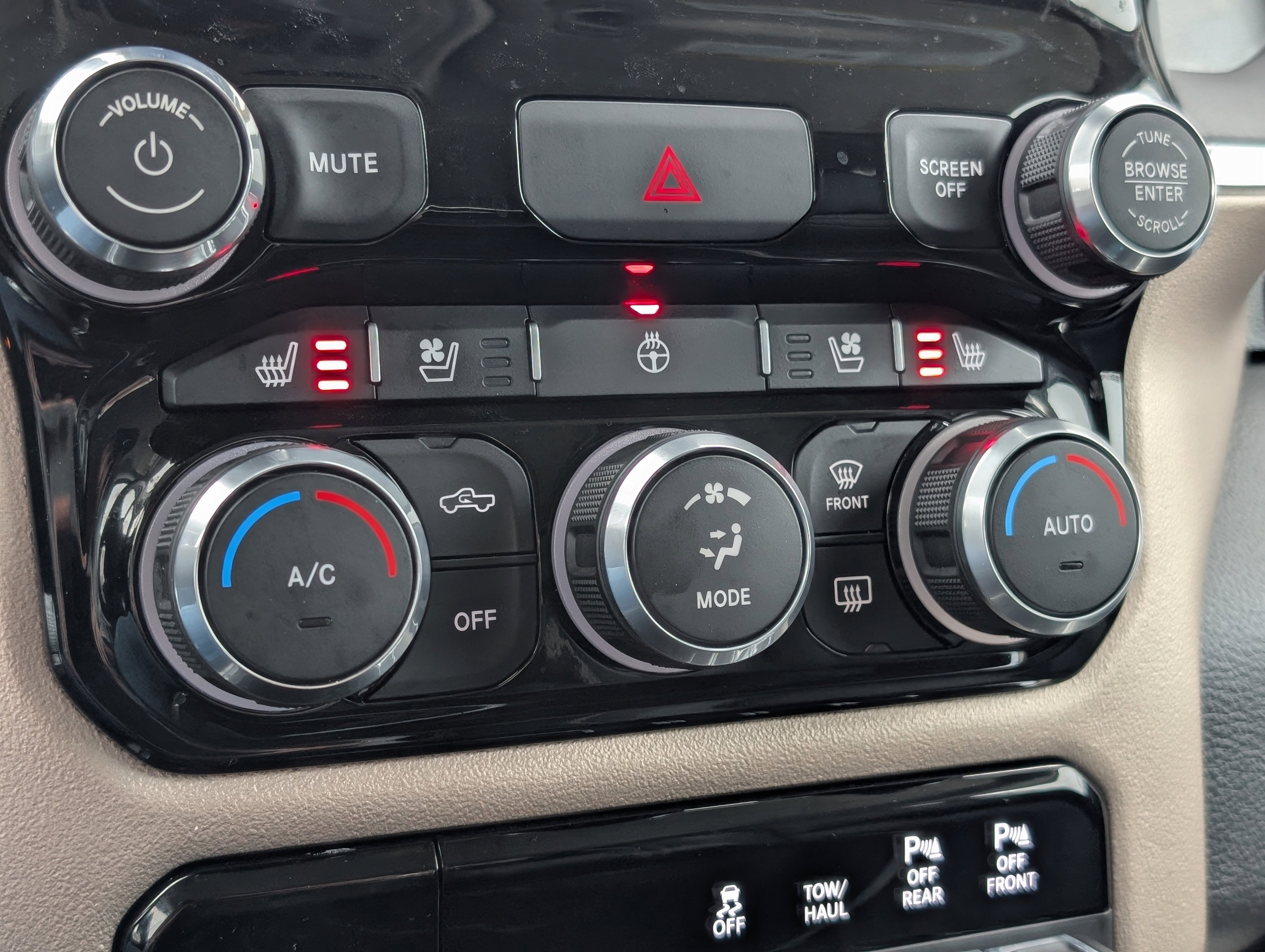 Used 2022 RAM 1500 Laramie image 23