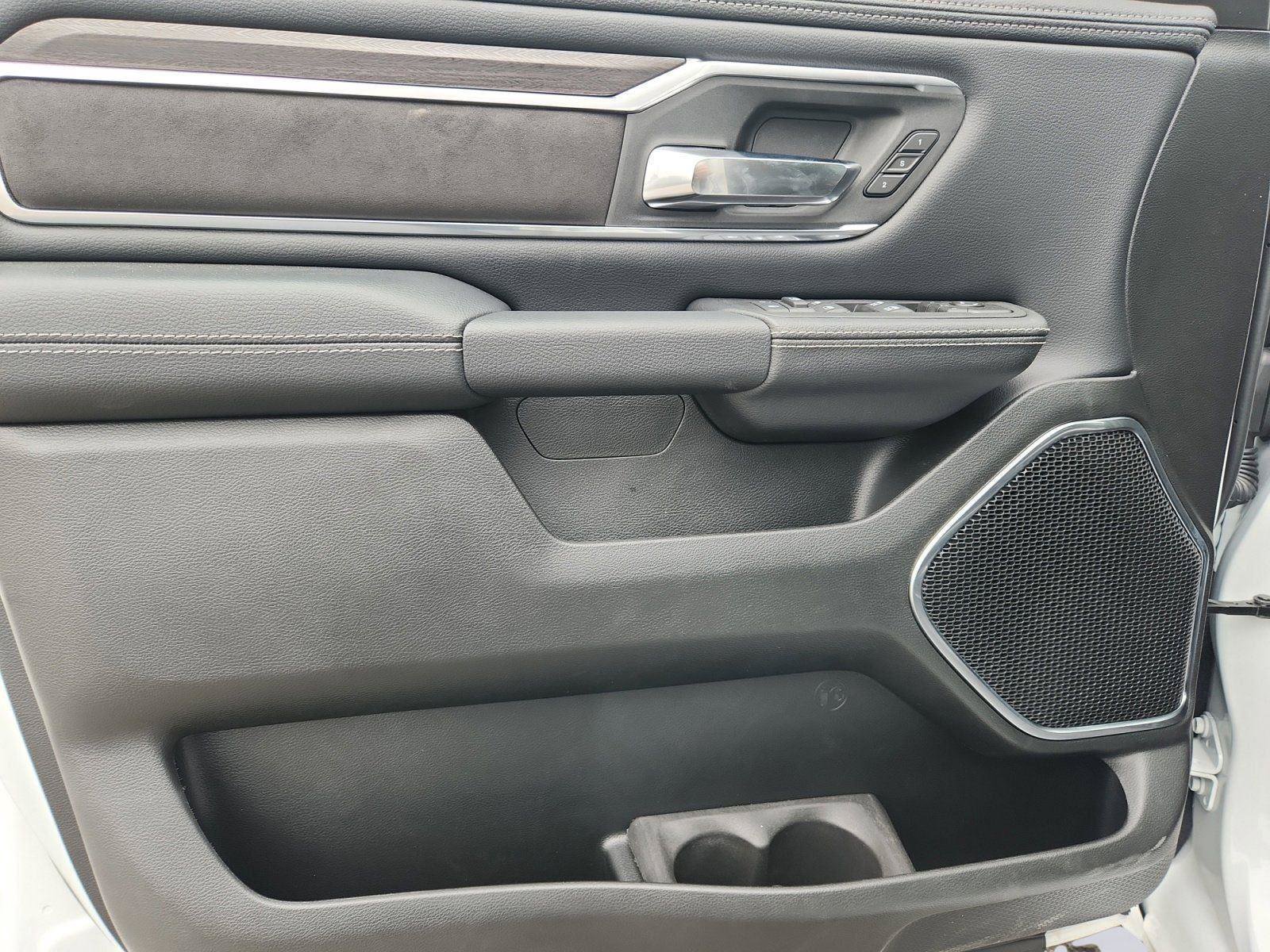 New 2026 RAM 1500 Laramie w/ Night Edition AWD/4WD image 19
