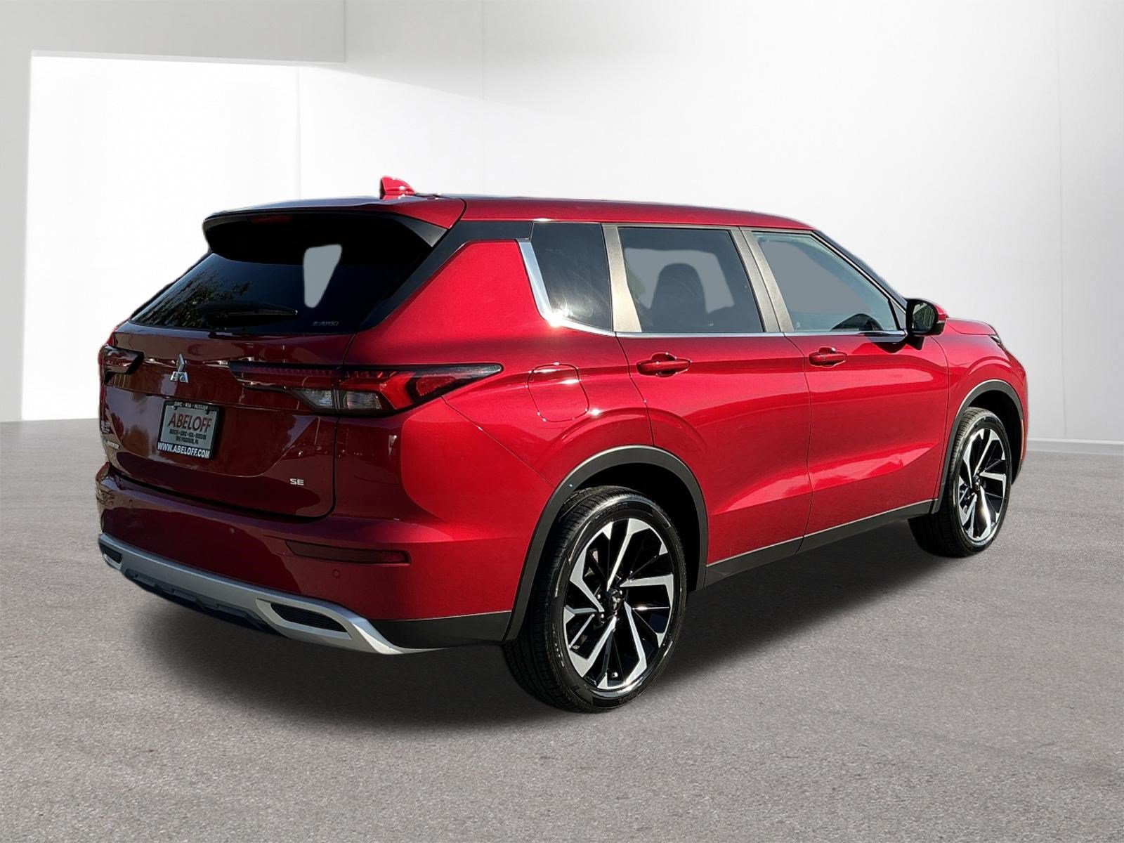 Used 2024 Mitsubishi Outlander SE AWD/4WD image 12