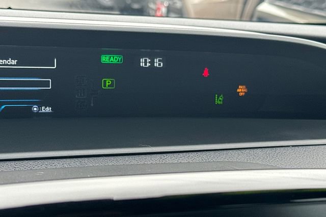 Used 2021 Toyota Prius Prime XLE image 40