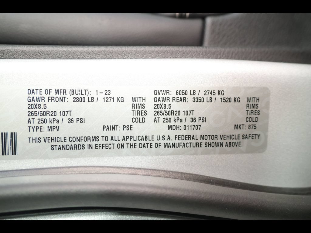 Used 2023 Jeep Grand Cherokee Altitude AWD/4WD image 31