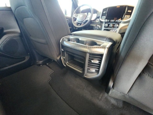 New 2026 RAM 1500 4x4 Crew Cab image 20