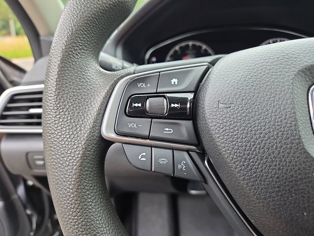Used 2018 Honda Accord EX image 22