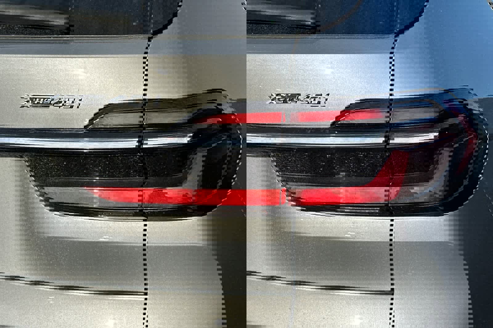 Certified 2024 BMW X7 xDrive40i w/ Premium Package image 7