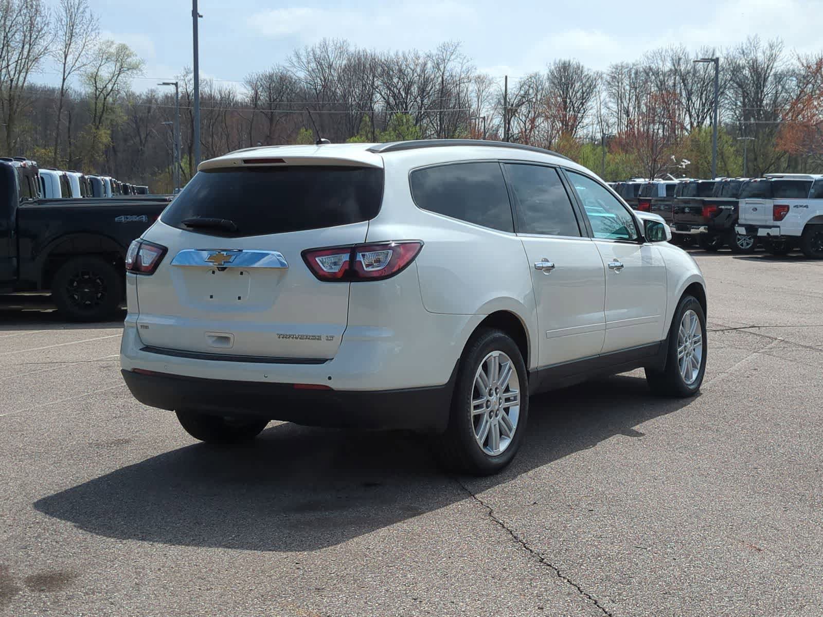 Used 2015 Chevrolet Traverse LT AWD/4WD image 8