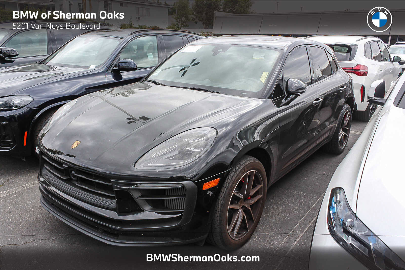 Used 2024 Porsche Macan S AWD/4WD image 1