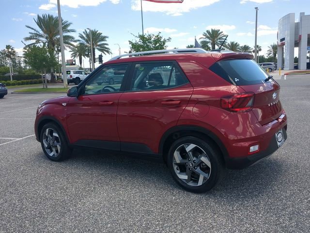 Used 2025 Hyundai Venue SEL FWD image 6