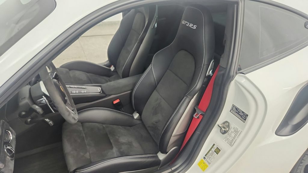 Used 2016 Porsche 911 GT3 RS RWD image 35
