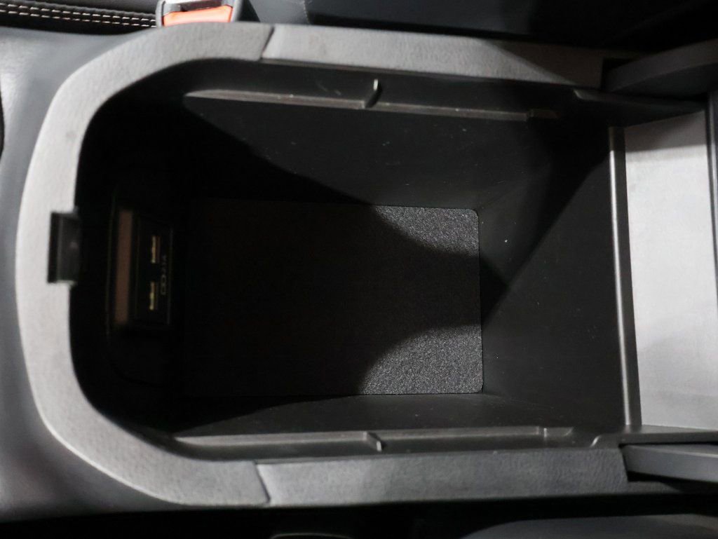 Used 2021 Toyota RAV4 XLE Premium image 36