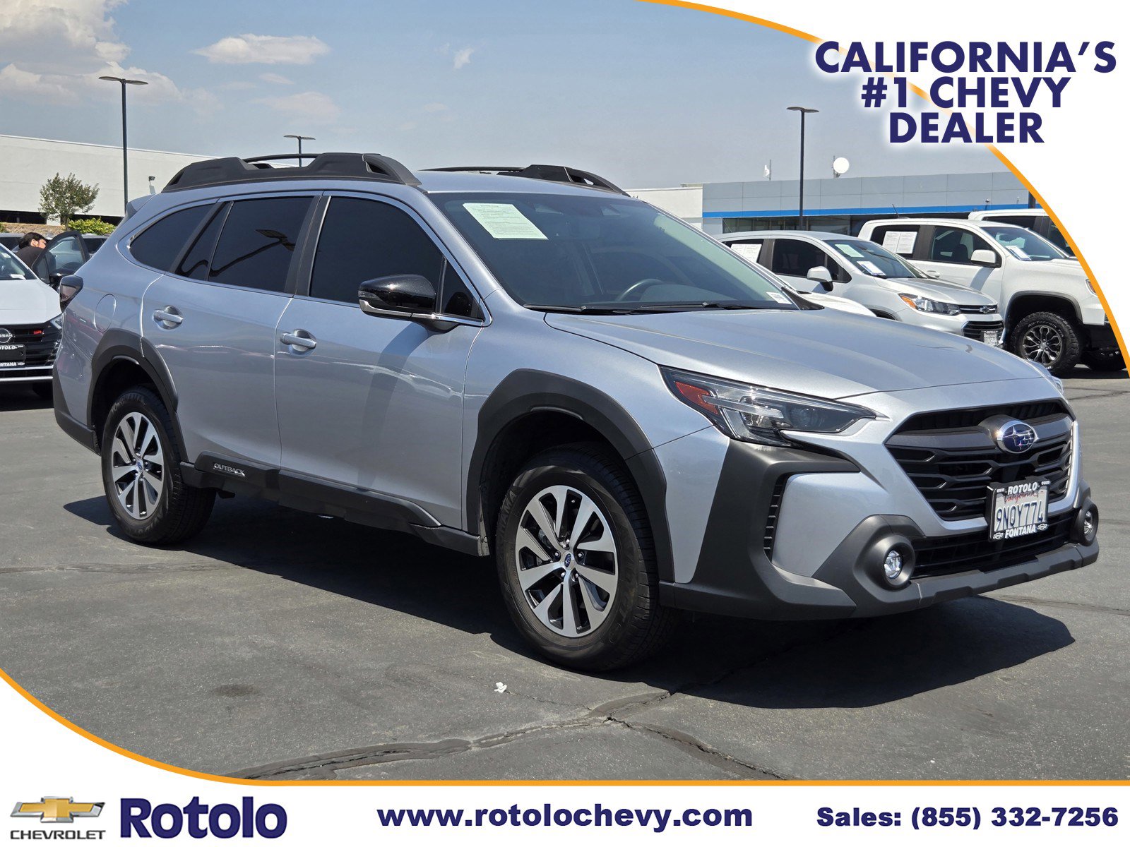 Used 2025 Subaru Outback Premium AWD/4WD image 1