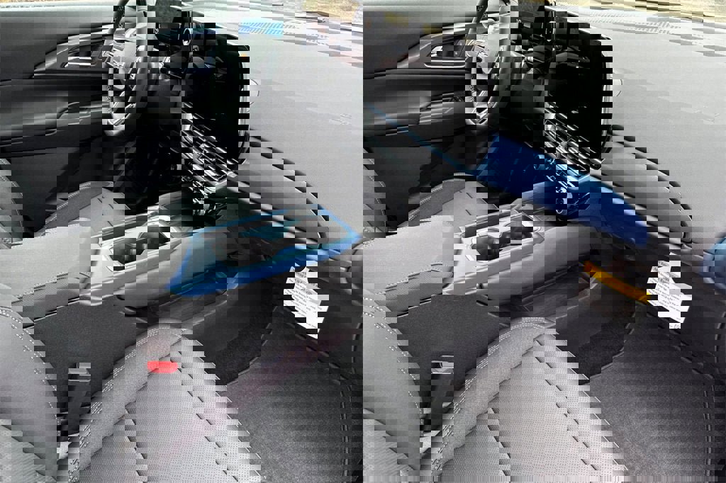 New 2026 Chevrolet Equinox EV LT image 16