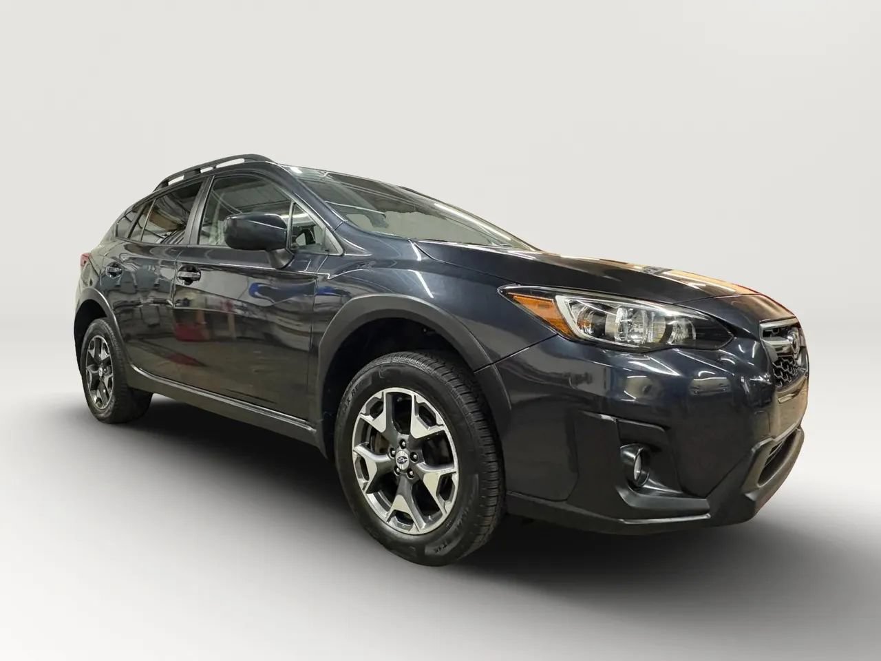 Used 2018 Subaru Crosstrek 2.0i Premium AWD/4WD image 2